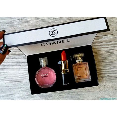 chanel perfume women gift set.